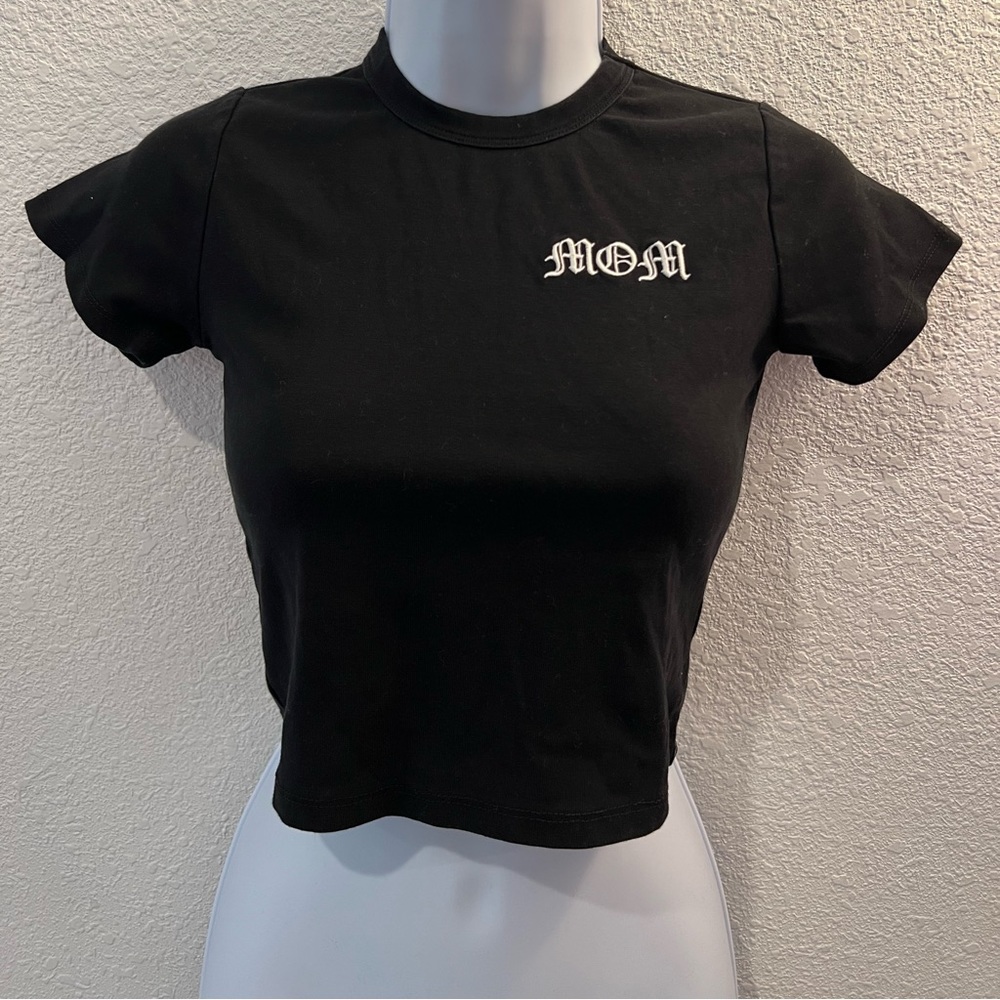 black baby tee